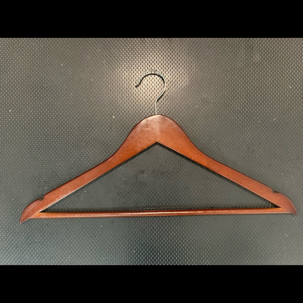 15 Wooden Shirr Hanger Ribbed Bar Walnut